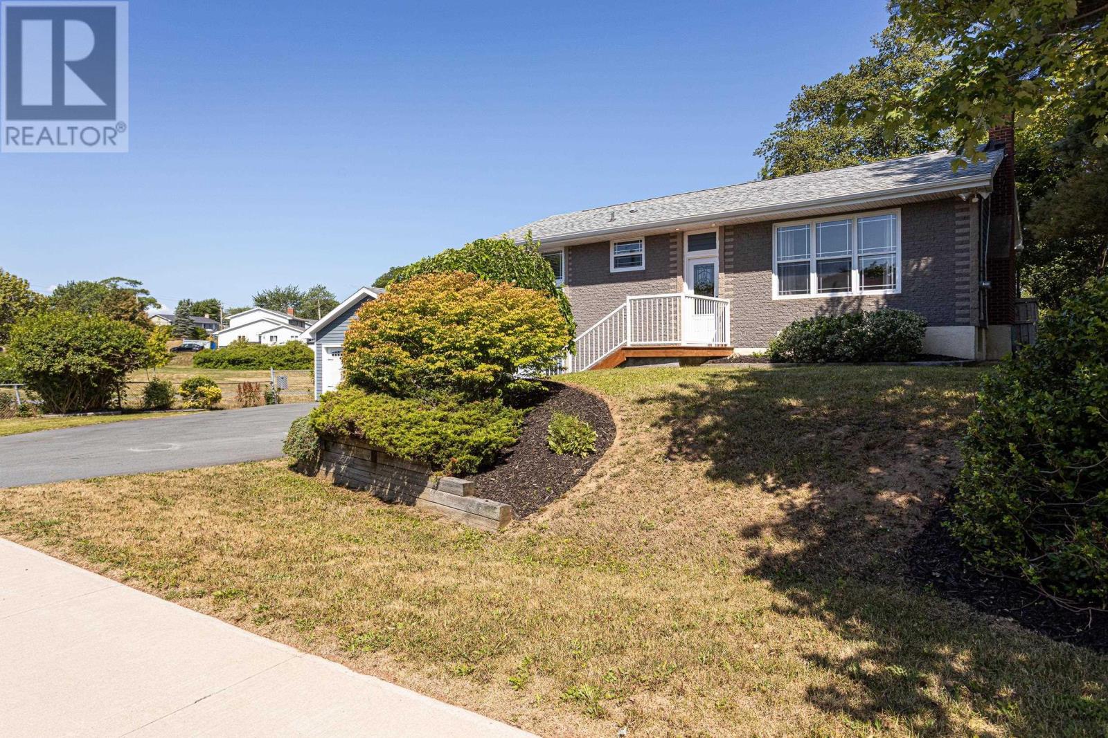 Property at 81 Flamingo Drive image 1