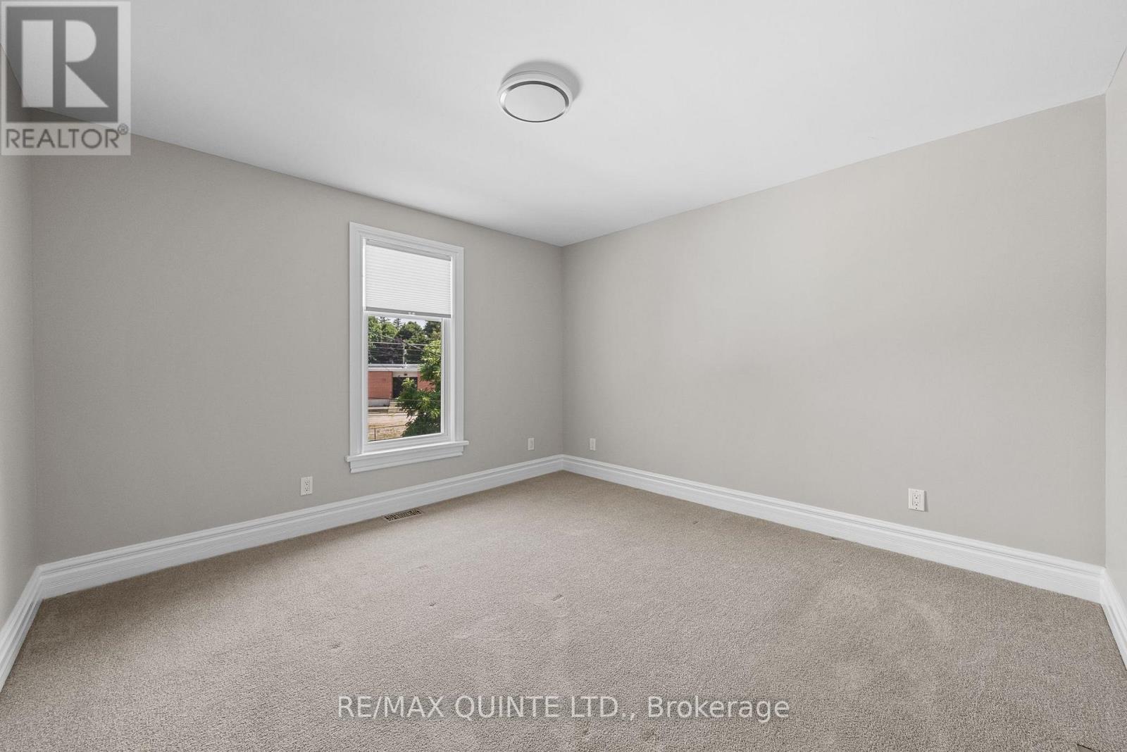 14 Elm Street, Prince Edward County, Ontario  K0K 2T0 - Photo 19 - X12325033