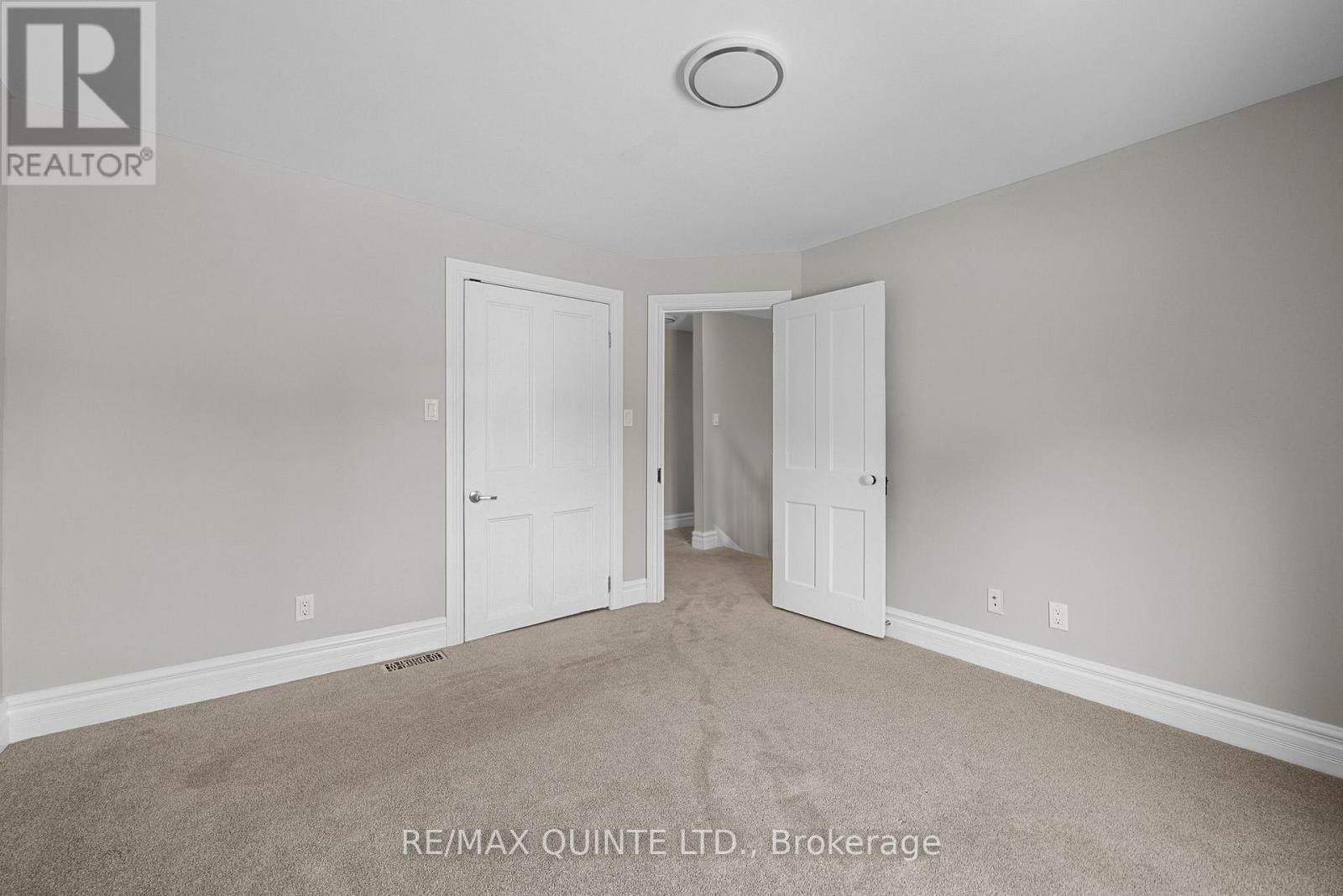 14 Elm Street, Prince Edward County, Ontario  K0K 2T0 - Photo 20 - X12325033