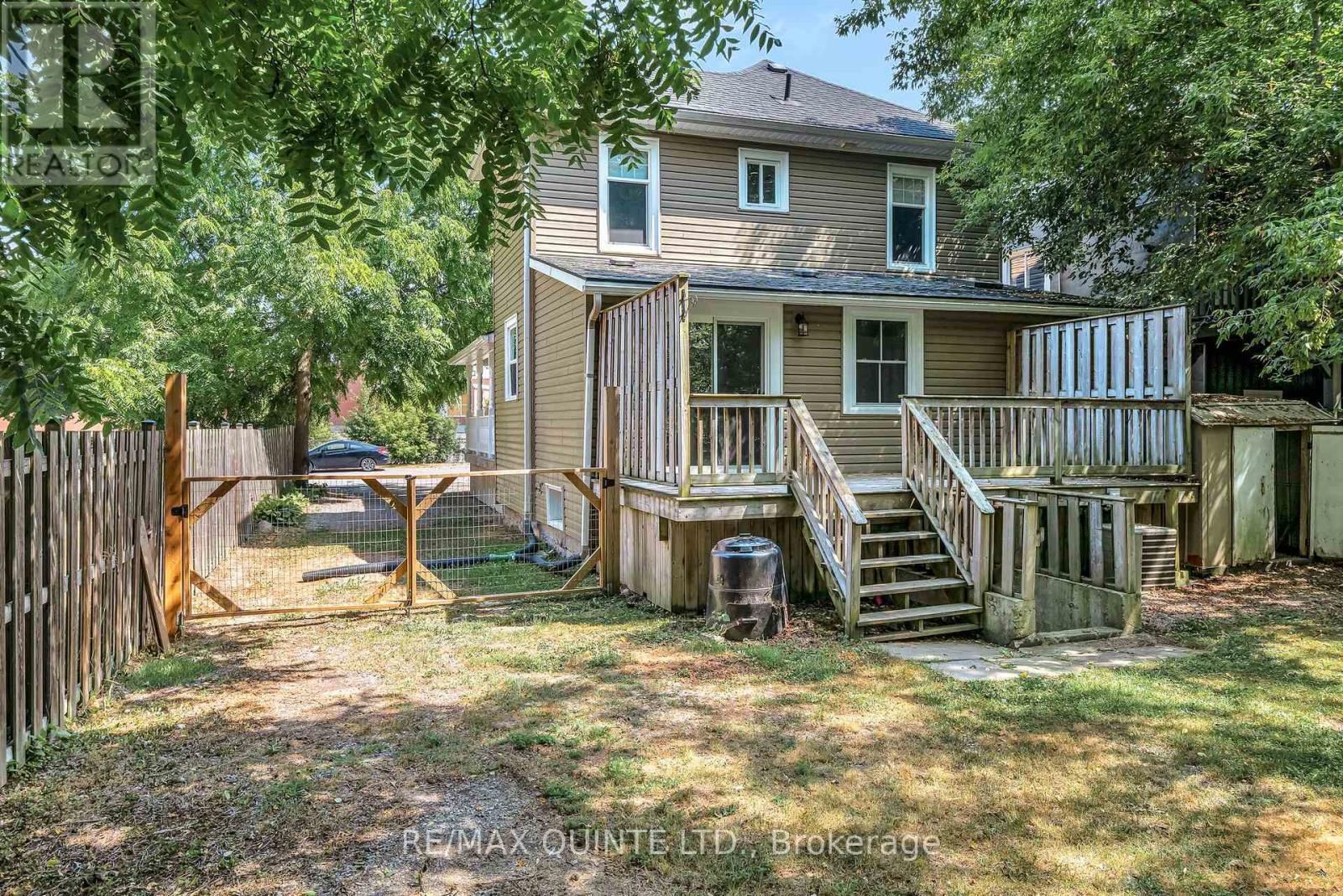 14 Elm Street, Prince Edward County, Ontario  K0K 2T0 - Photo 29 - X12325033
