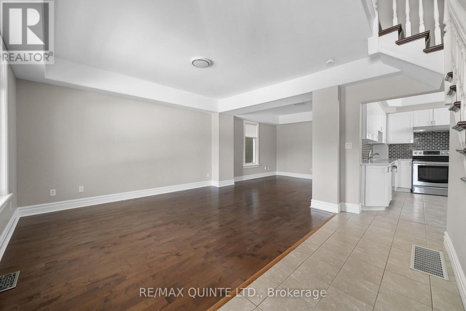 Property at 14 ELM STREET image 4