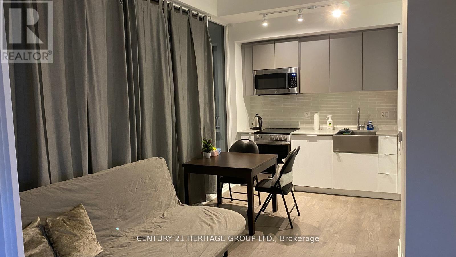 402 - 270 Dufferin Street, Toronto, Ontario  M6K 0H8 - Photo 5 - W12324919