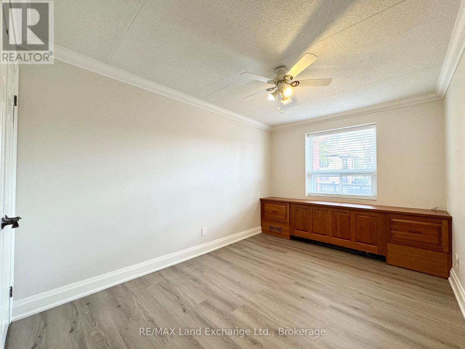 101 - 101-536 11th Avenue, Hanover, Ontario  N4N 2S4 - Photo 20 - X12325030
