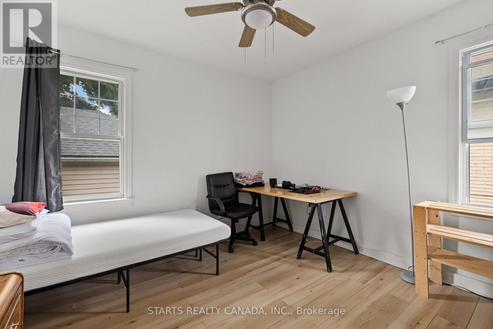 420 Macdonnell Street, Kingston, Ontario  K7L 4E4 - Photo 9 - X12321095