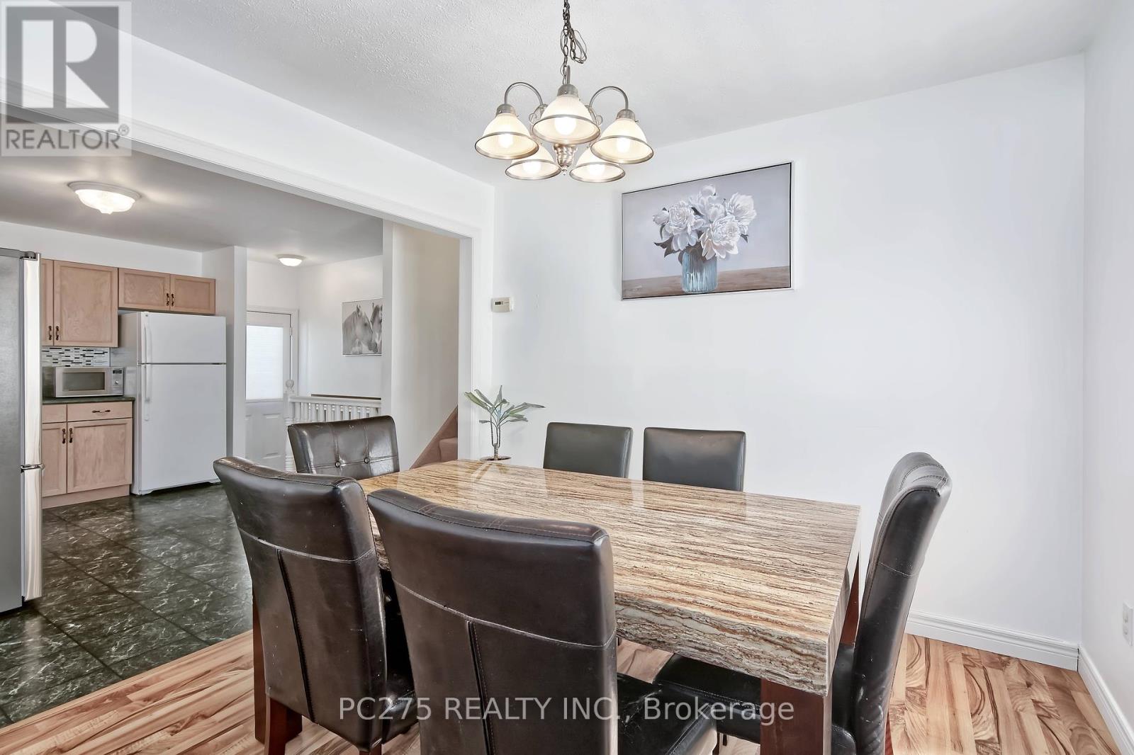 402 Chestnut Street, St. Thomas, Ontario  N5R 6E9 - Photo 10 - X12313259