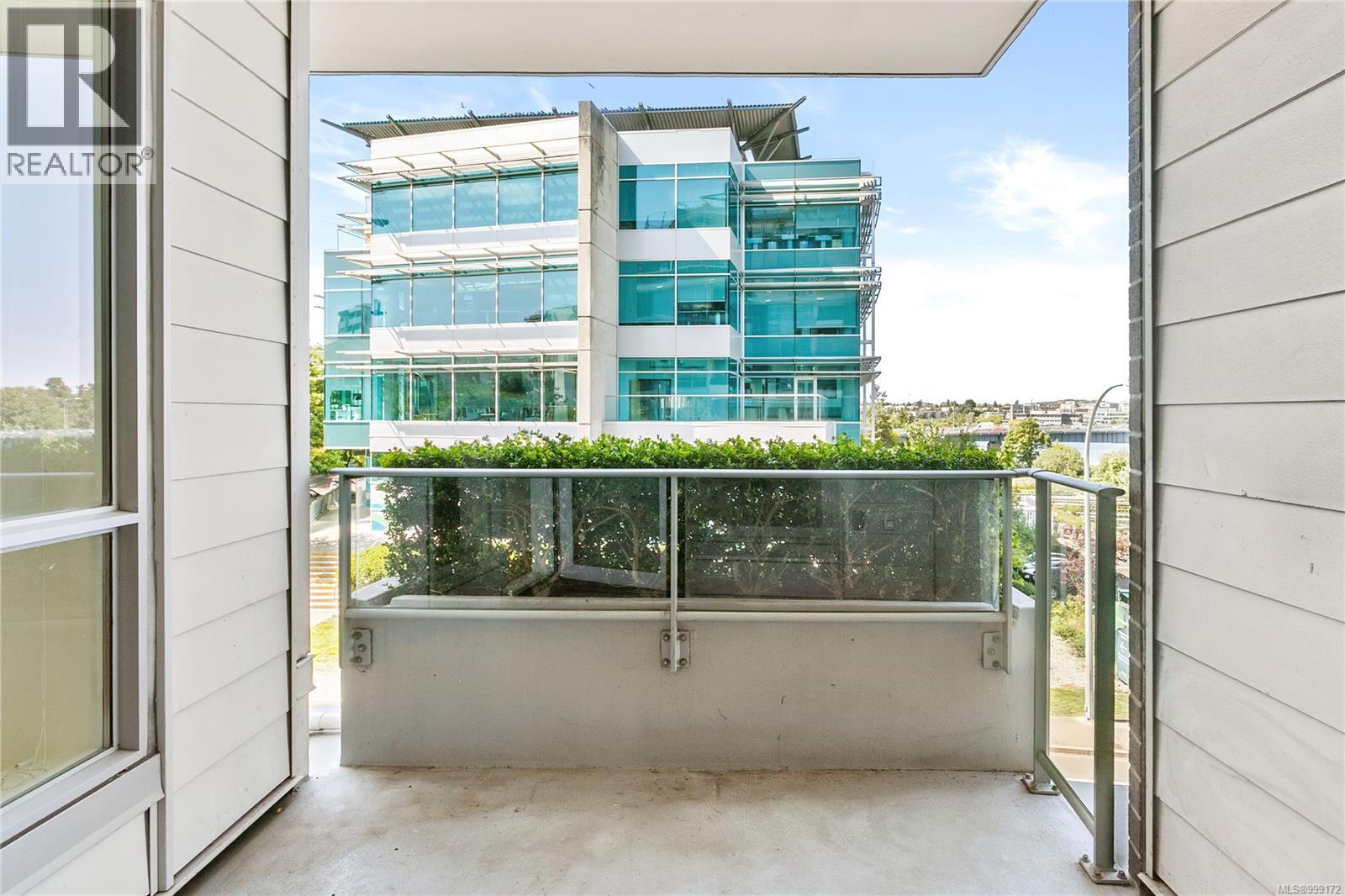 305 399 Tyee Rd, Victoria, British Columbia  V9A 0A8 - Photo 10 - 999172