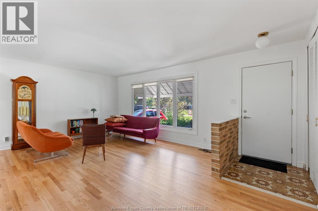 Property at 1552 STRATFORD image 5