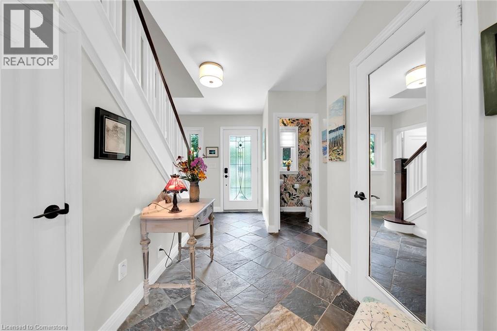 Property at 14 SIMCOE Boulevard image 4