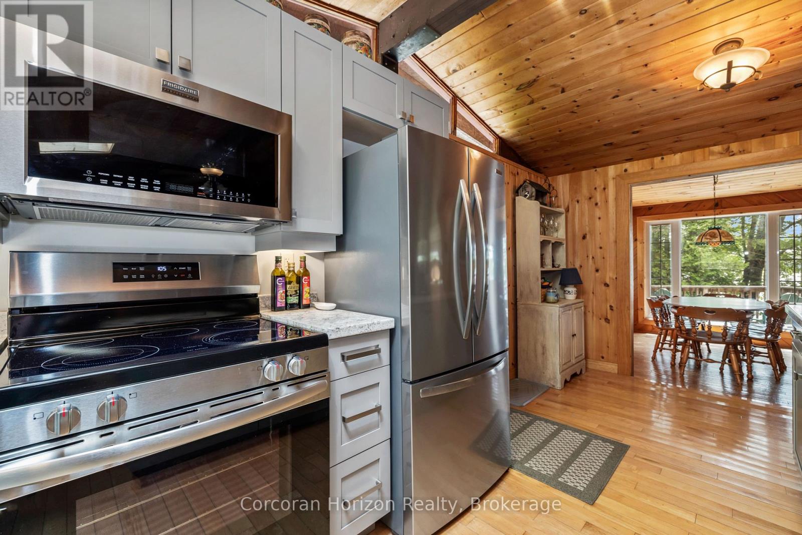 162 Winding Way, Georgian Bay, Ontario  L0K 1S0 - Photo 20 - X12280139