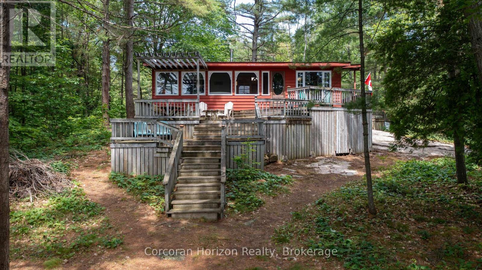 162 Winding Way, Georgian Bay, Ontario  L0K 1S0 - Photo 2 - X12280139