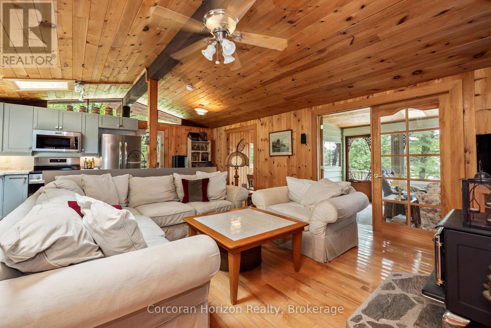 162 Winding Way, Georgian Bay, Ontario  L0K 1S0 - Photo 16 - X12280139