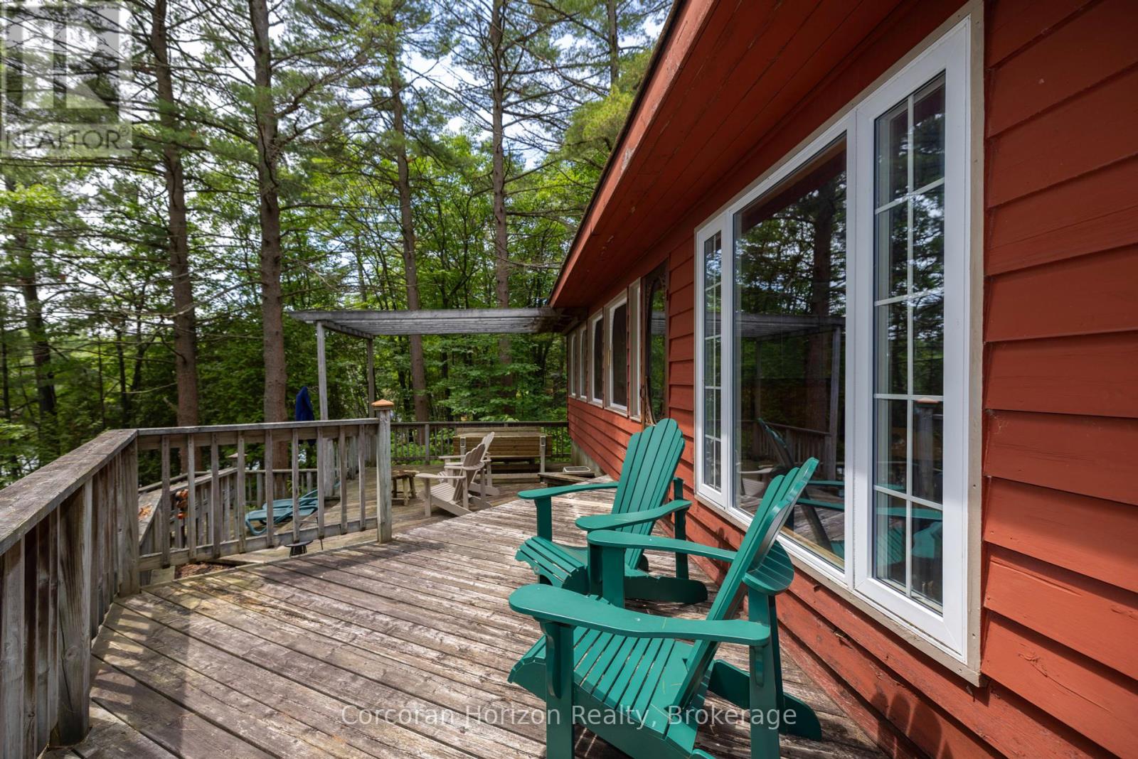 162 Winding Way, Georgian Bay, Ontario  L0K 1S0 - Photo 4 - X12280139