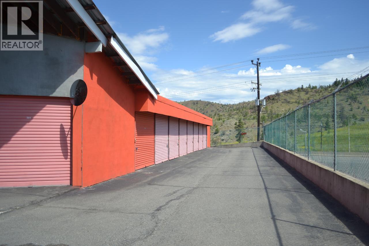 2095 Trans Canada Highway, Kamloops, British Columbia  V1S 1A7 - Photo 25 - 10358157