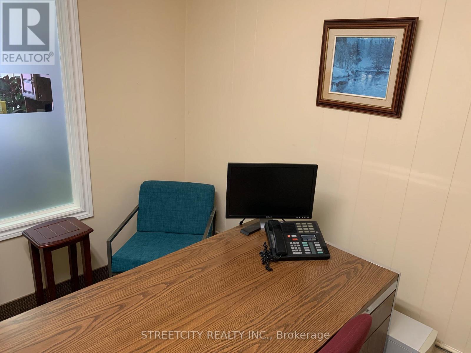 241 Main Street, Southwest Middlesex, Ontario  N0L 1M0 - Photo 22 - X12325127
