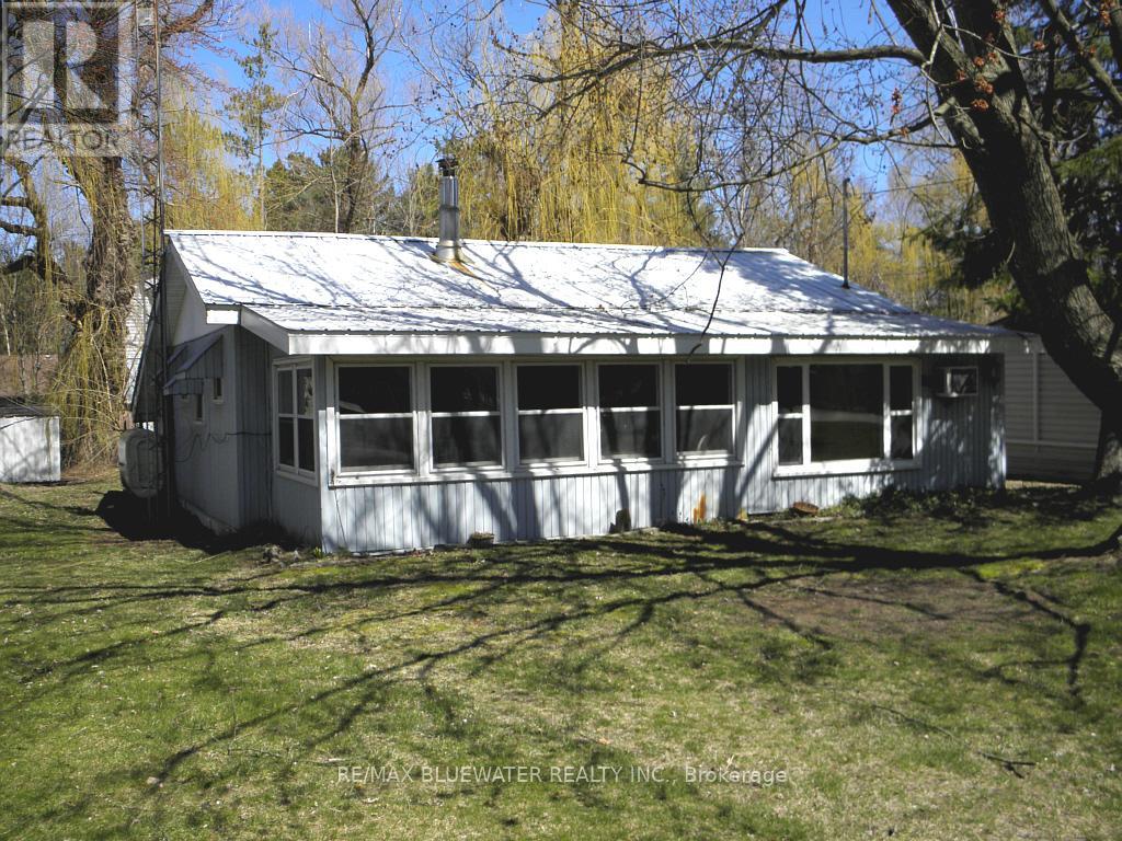 6342 LONDON ROAD, Lambton Shores, Ontario