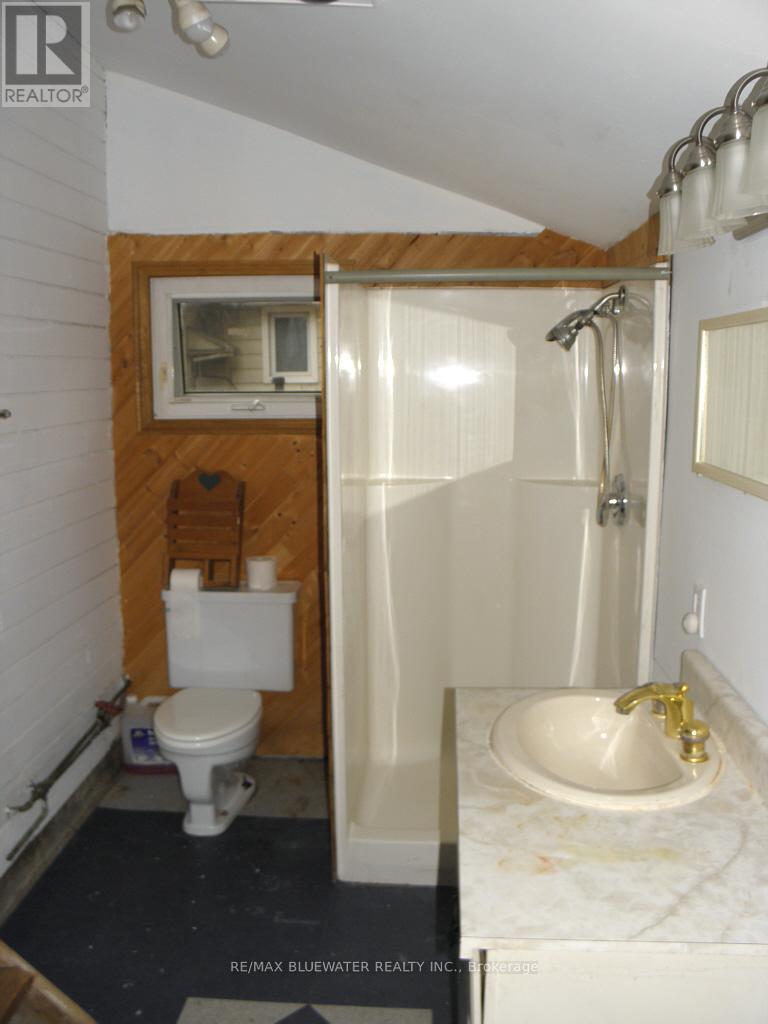 6342 London Road, Lambton Shores, Ontario  N0N 1J1 - Photo 19 - X12325163