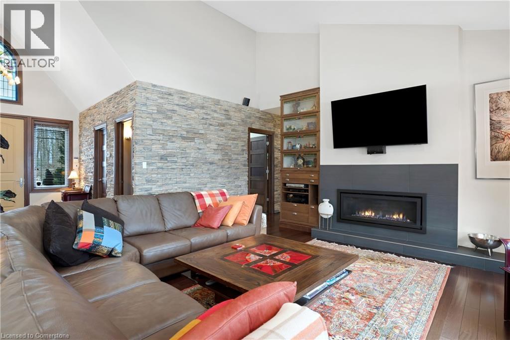 Photo 12 of 50 for 33875 Fifth Line