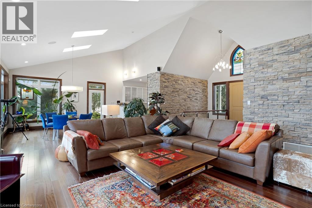 Photo 13 of 50 for 33875 Fifth Line