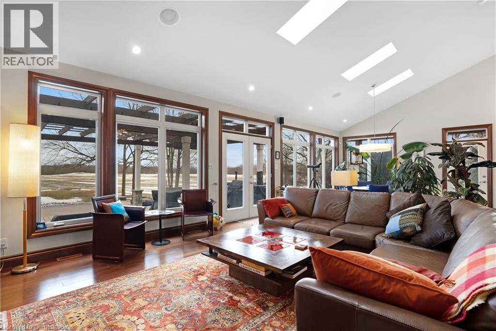 Photo 14 of 50 for 33875 Fifth Line