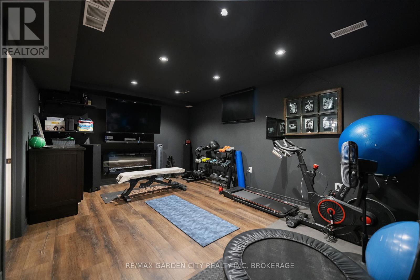 6456 Armelina Crescent, Niagara Falls (Forestview), Ontario  L2H 0B4 - Photo 41 - X12325150