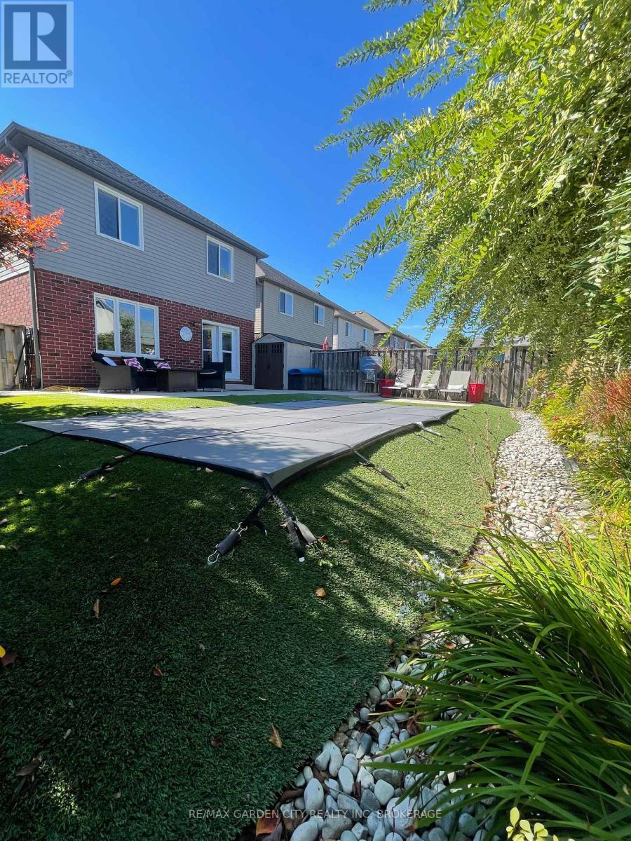 6456 Armelina Crescent, Niagara Falls (Forestview), Ontario  L2H 0B4 - Photo 7 - X12325150