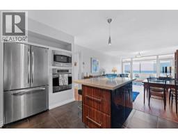 64 2212 FOLKESTONE WAY