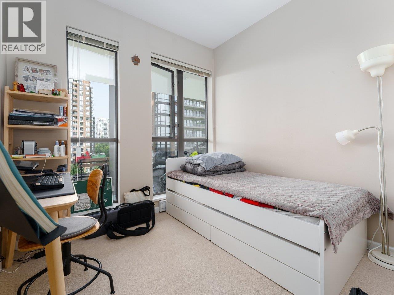 1004 6823 Station Hill Drive, Burnaby, British Columbia  V3N 0A9 - Photo 11 - R3033353