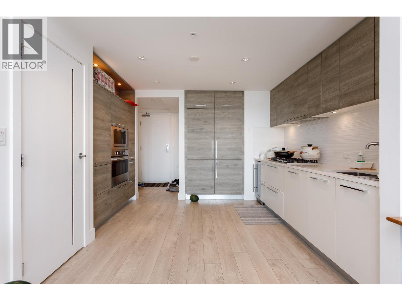 609 7388 Kingsway Street, Burnaby, British Columbia  V3N 0G9 - Photo 6 - R3033373
