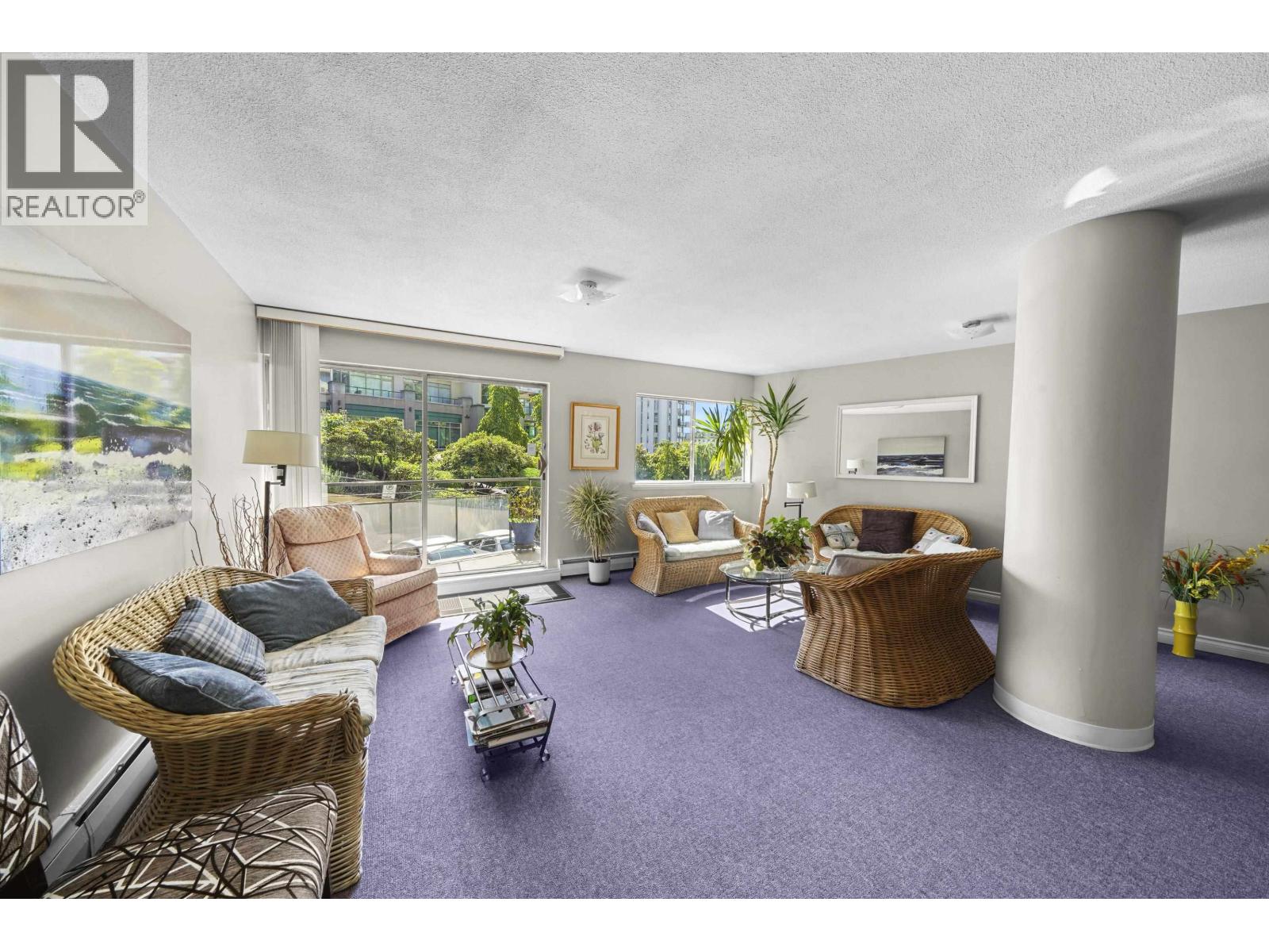 605 1930 Marine Drive, West Vancouver, British Columbia V7V 1J8 - Photo 4 - R3033403