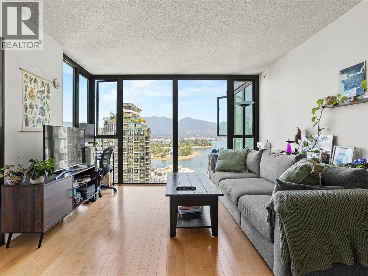 2305 1331 W Georgia Street, Vancouver, British Columbia  V6E 4P1 - Photo 2 - R3033459