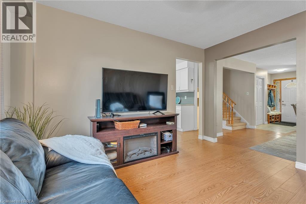 2366 Brunswick Court, Burlington, Ontario  L7P 4P1 - Photo 12 - 40742141