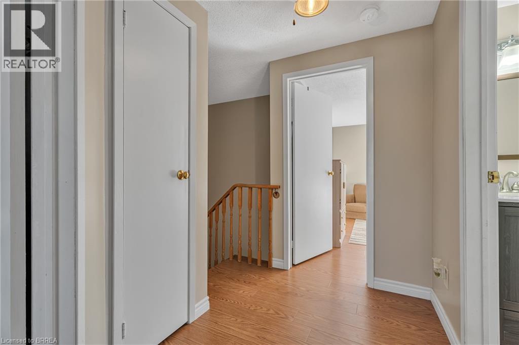 2366 Brunswick Court, Burlington, Ontario  L7P 4P1 - Photo 18 - 40742141