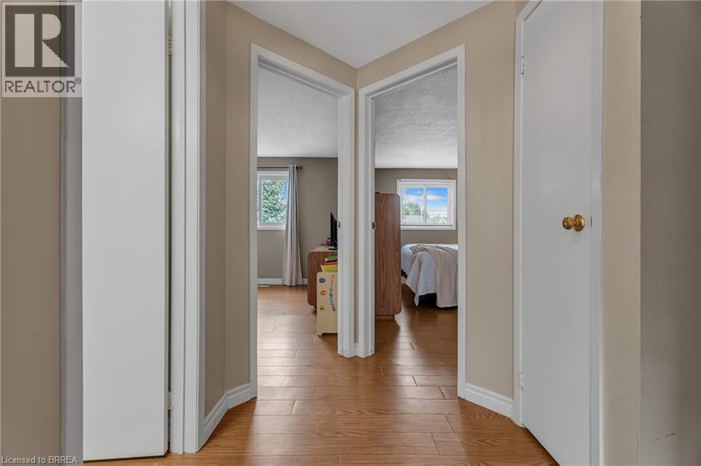 2366 Brunswick Court, Burlington, Ontario  L7P 4P1 - Photo 21 - 40742141
