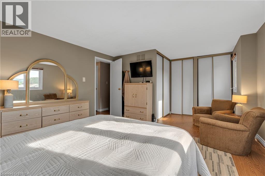 2366 Brunswick Court, Burlington, Ontario  L7P 4P1 - Photo 20 - 40742141