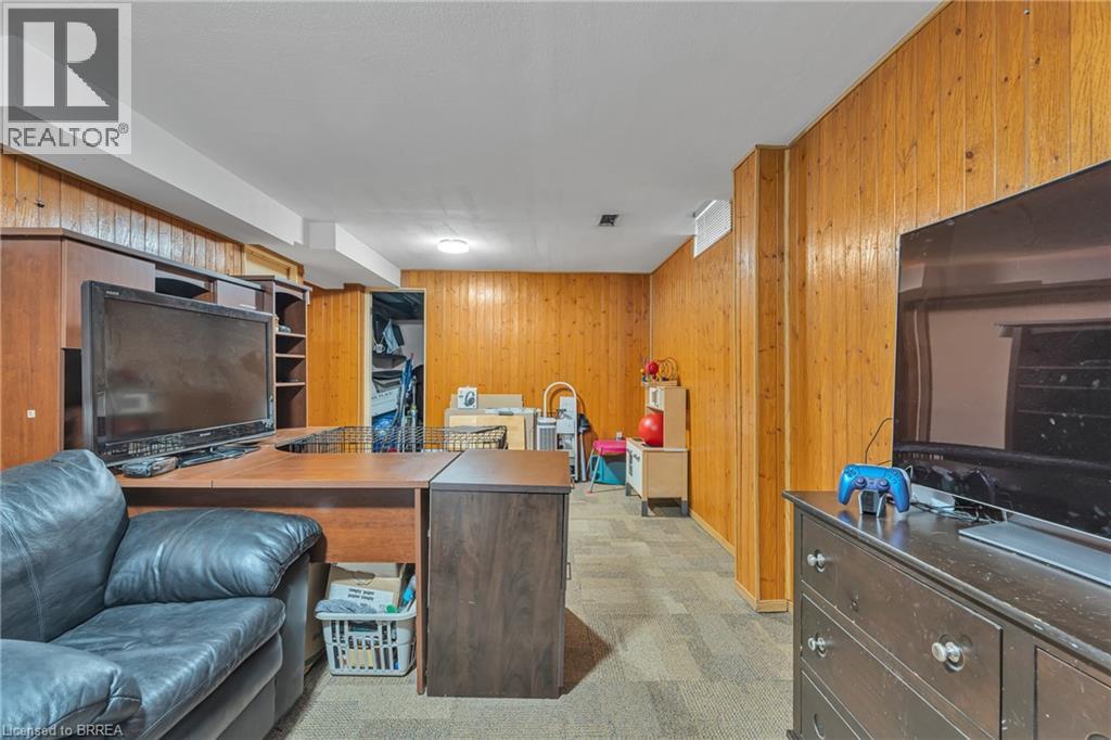 2366 Brunswick Court, Burlington, Ontario  L7P 4P1 - Photo 30 - 40742141