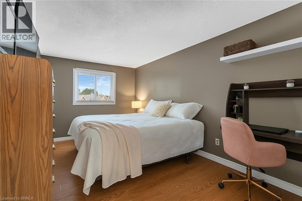 2366 Brunswick Court, Burlington, Ontario  L7P 4P1 - Photo 25 - 40742141