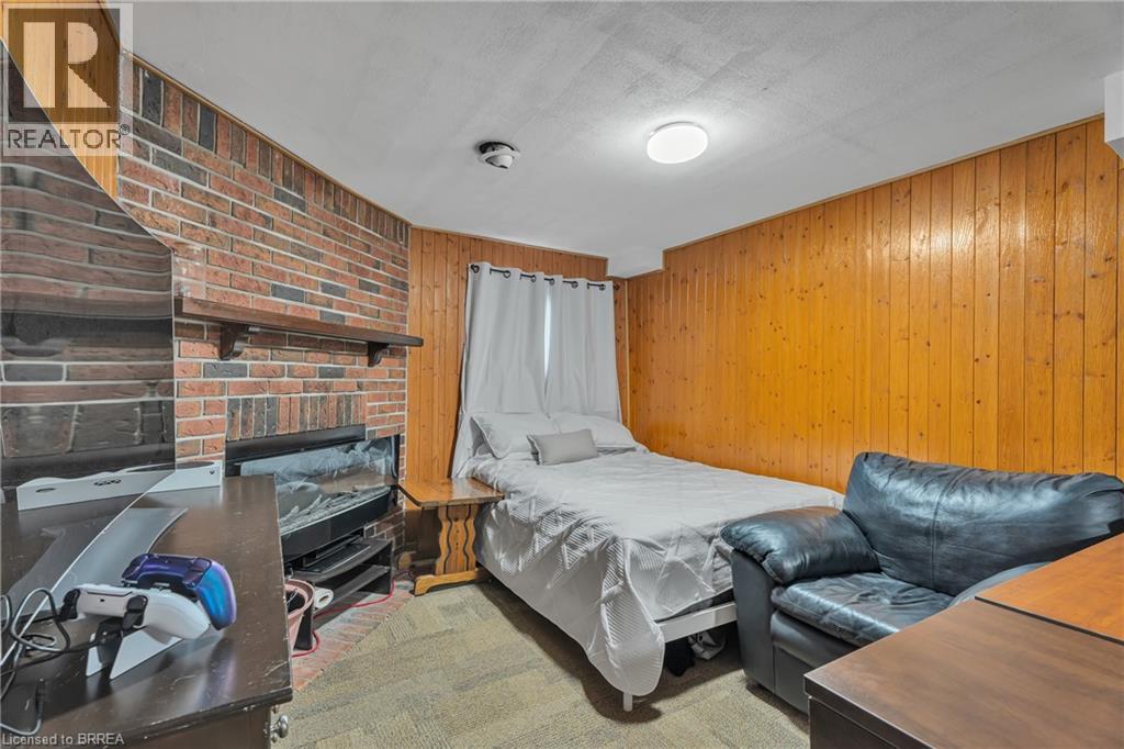 2366 Brunswick Court, Burlington, Ontario  L7P 4P1 - Photo 29 - 40742141