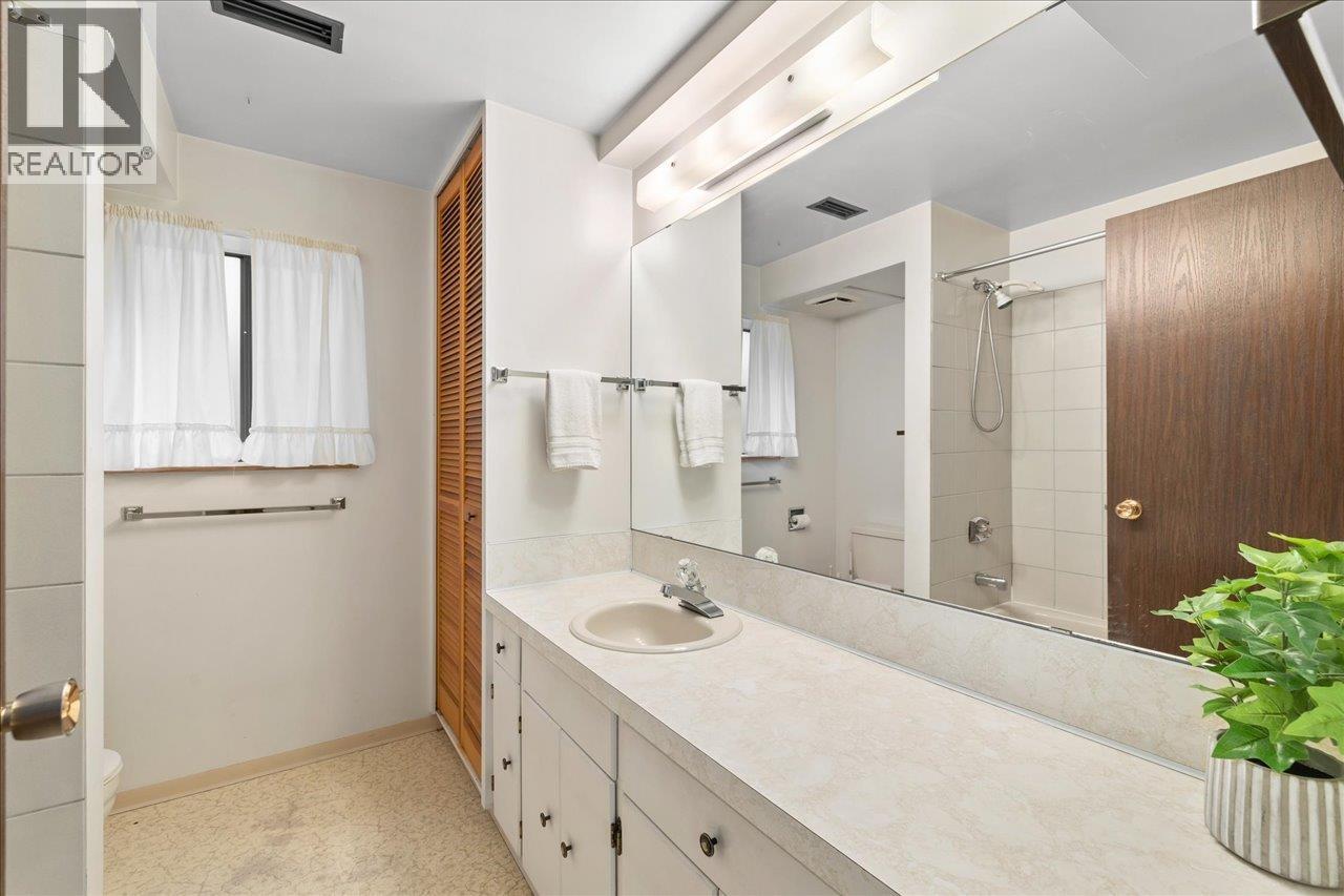 4427 W 6th Avenue, Vancouver, British Columbia  V6R 1V2 - Photo 27 - R3033354