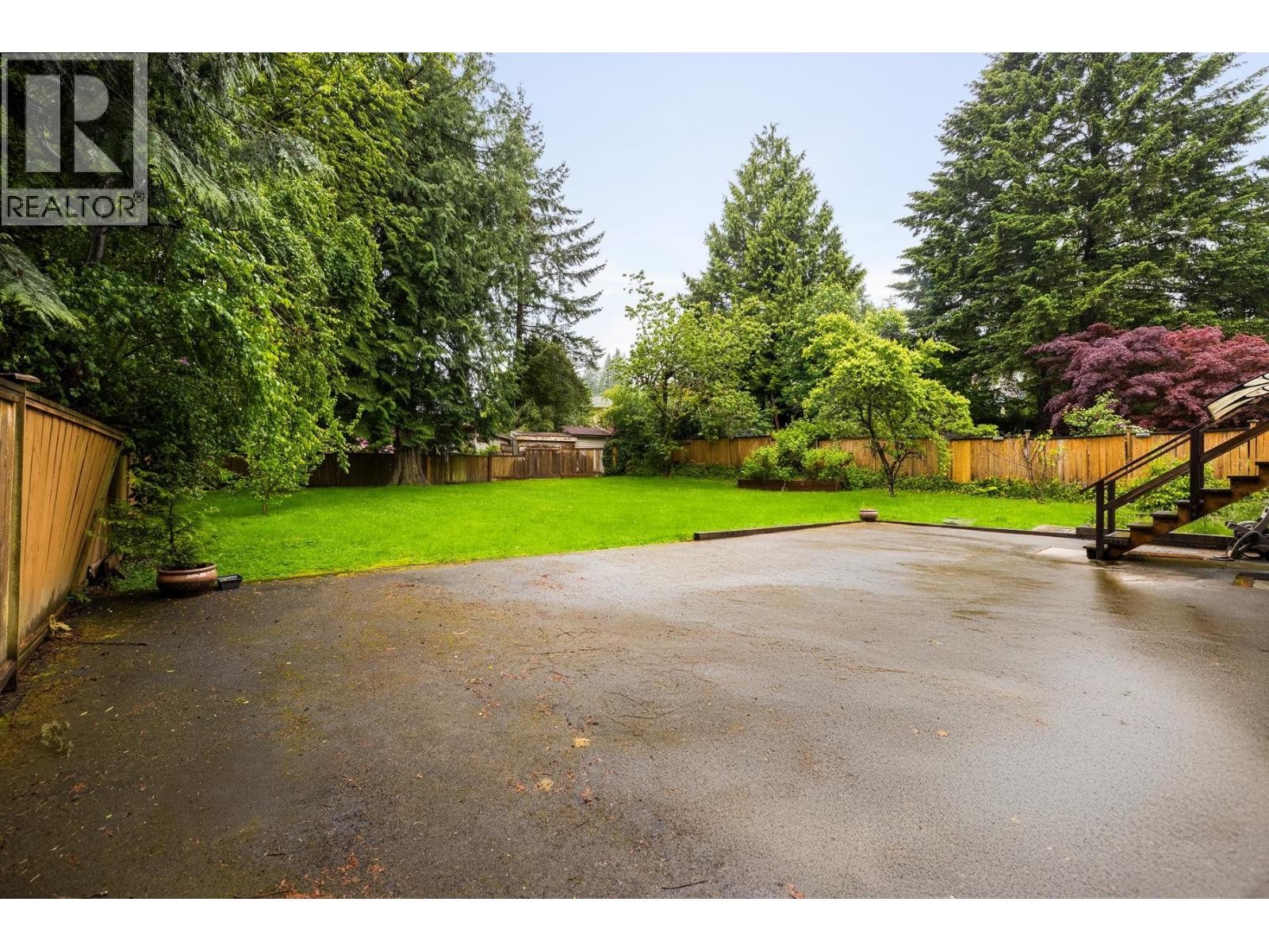 1561 Merlynn Crescent, North Vancouver, British Columbia  V7J 2X9 - Photo 35 - R3033367