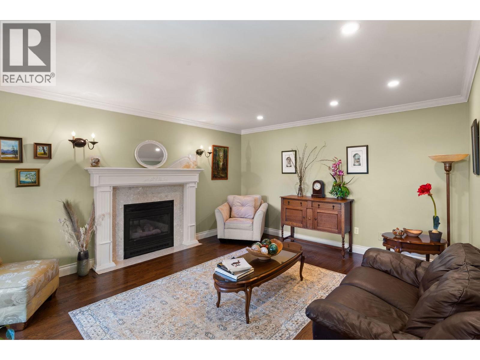 Property at 12815 WILLOW PLACE image 2