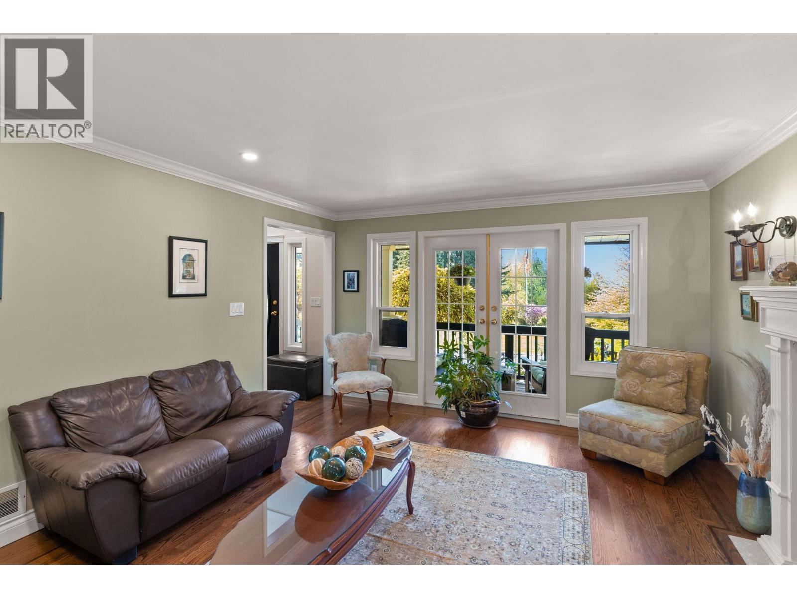 Property at 12815 WILLOW PLACE image 3