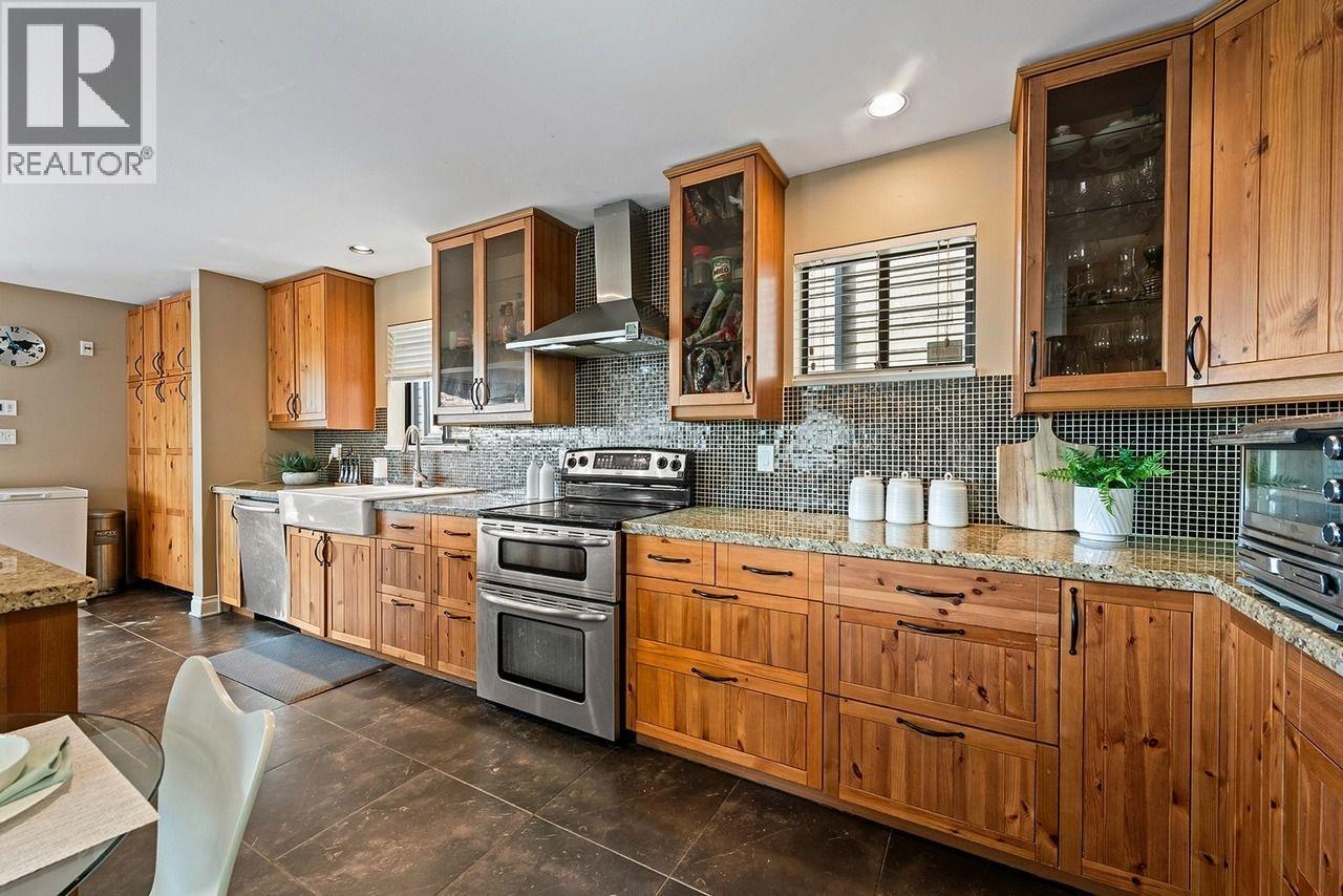 3435 St. Georges Avenue, North Vancouver, British Columbia V7N 1V7 - Photo 11 - R3033423