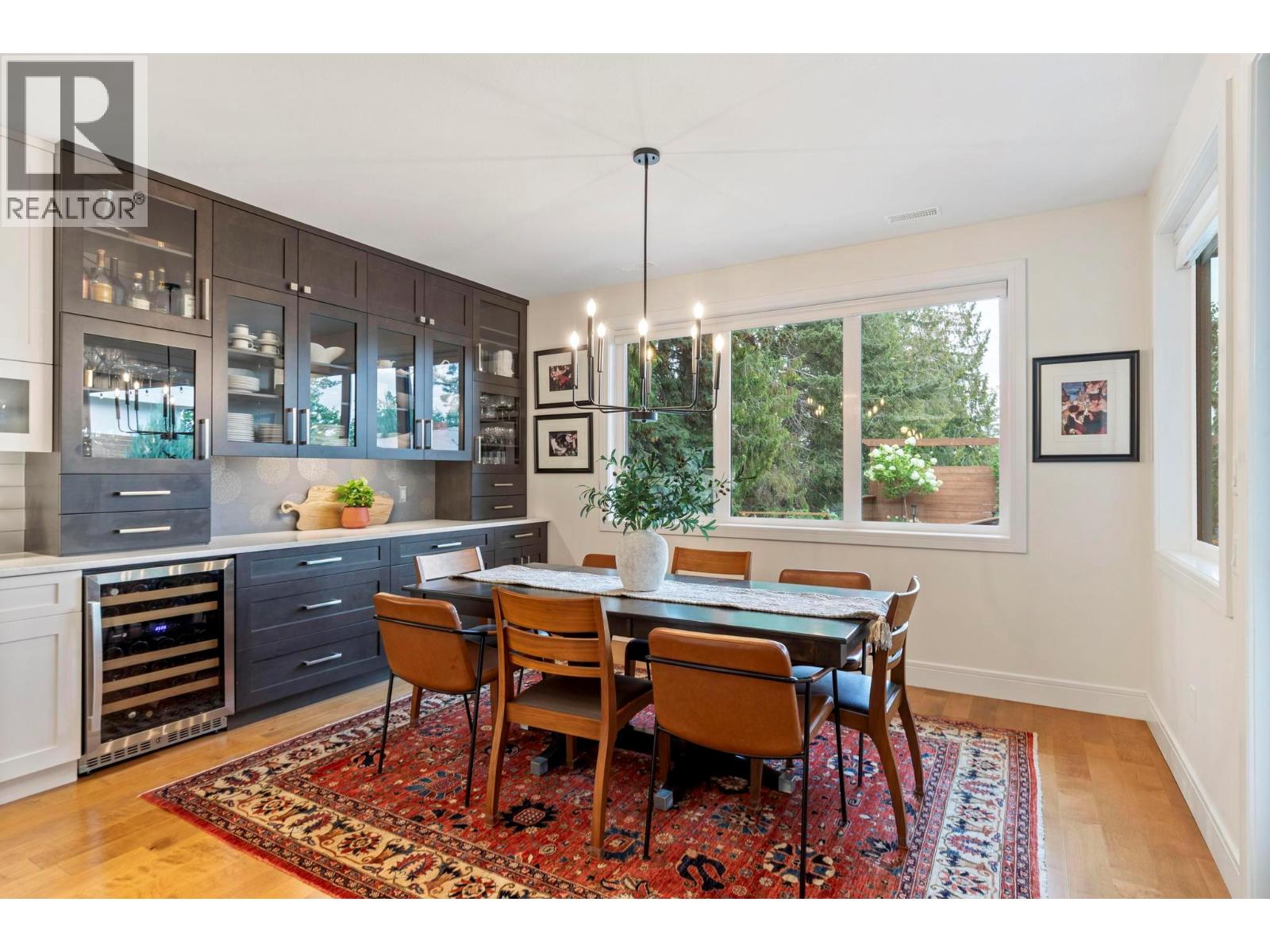 Property at 2419 Orsini Place image 2