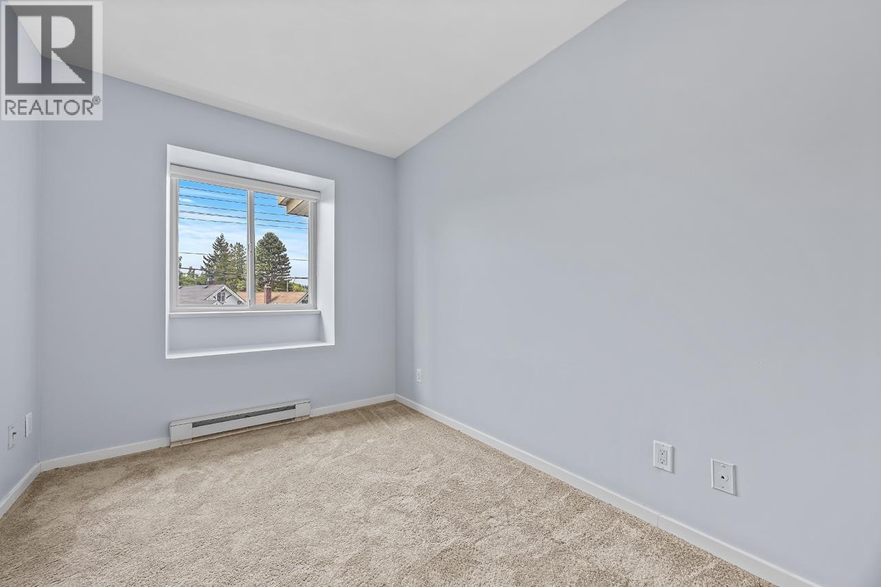 211 868 Kingsway, Vancouver, British Columbia  V5V 3C3 - Photo 8 - R3033371