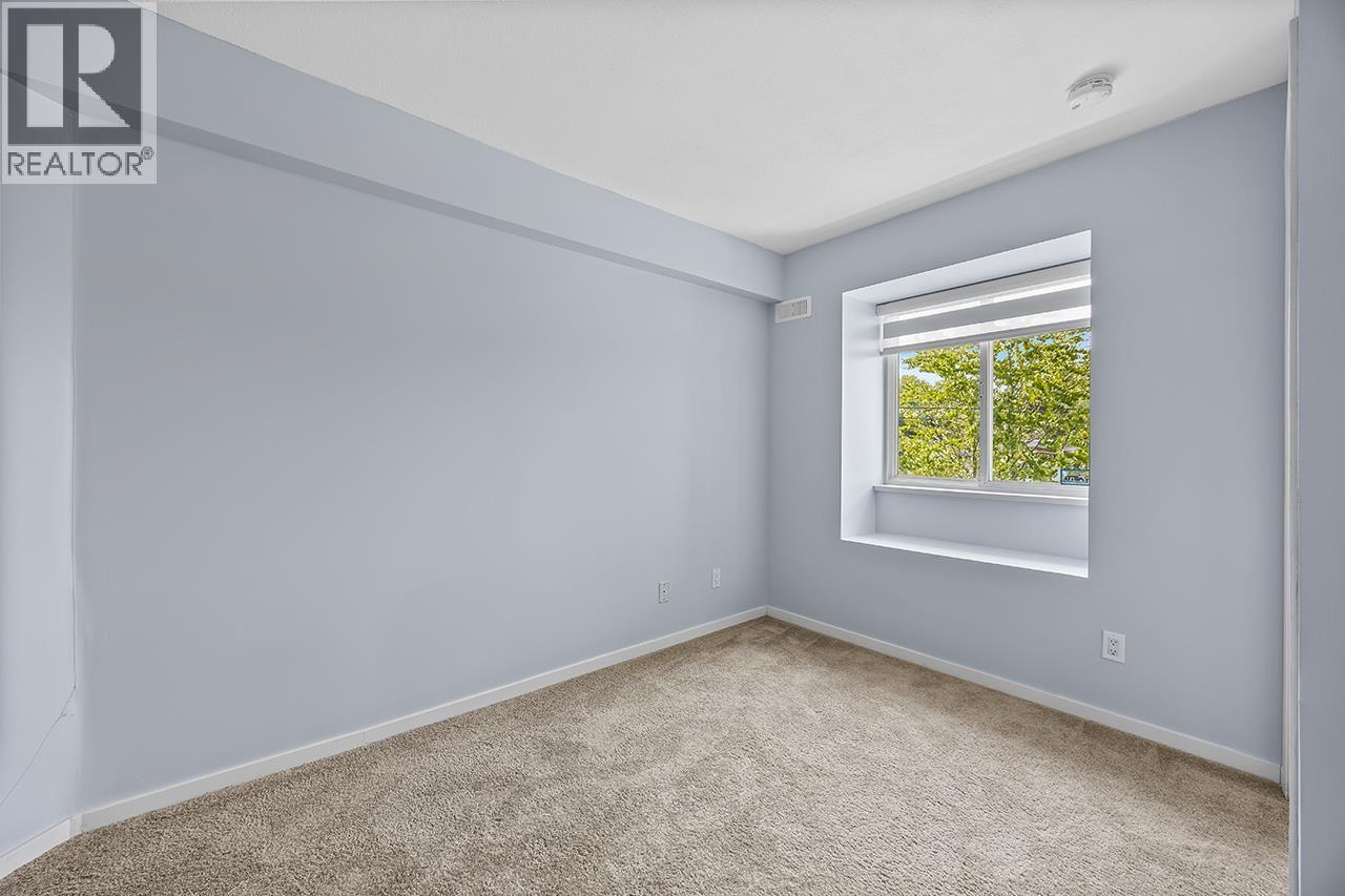 211 868 Kingsway, Vancouver, British Columbia  V5V 3C3 - Photo 11 - R3033371