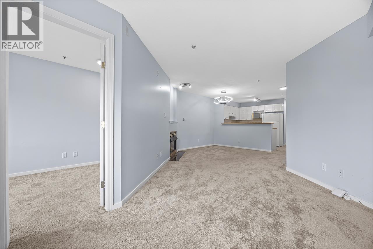 211 868 Kingsway, Vancouver, British Columbia  V5V 3C3 - Photo 12 - R3033371