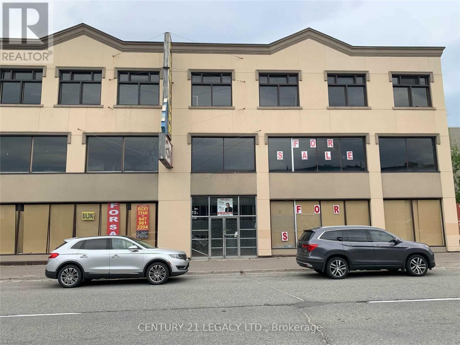 135 Durham Street, Greater Sudbury, Ontario  P3E 3M9 - Photo 2 - X12324957