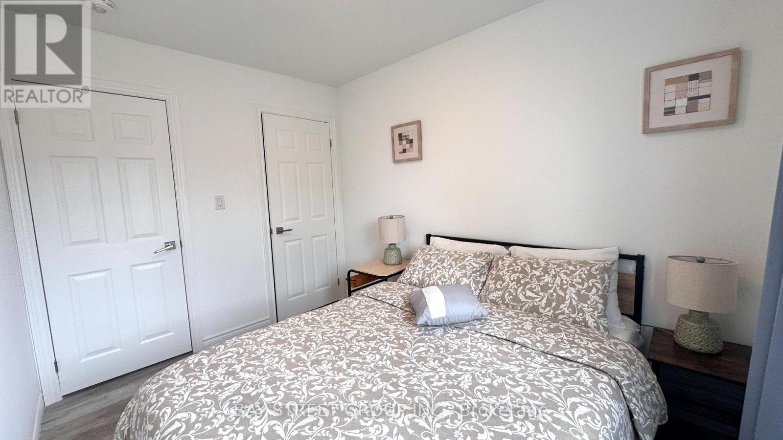 5921 Bentley Common, Niagara Falls, Ontario  L2G 3T6 - Photo 18 - X12325074