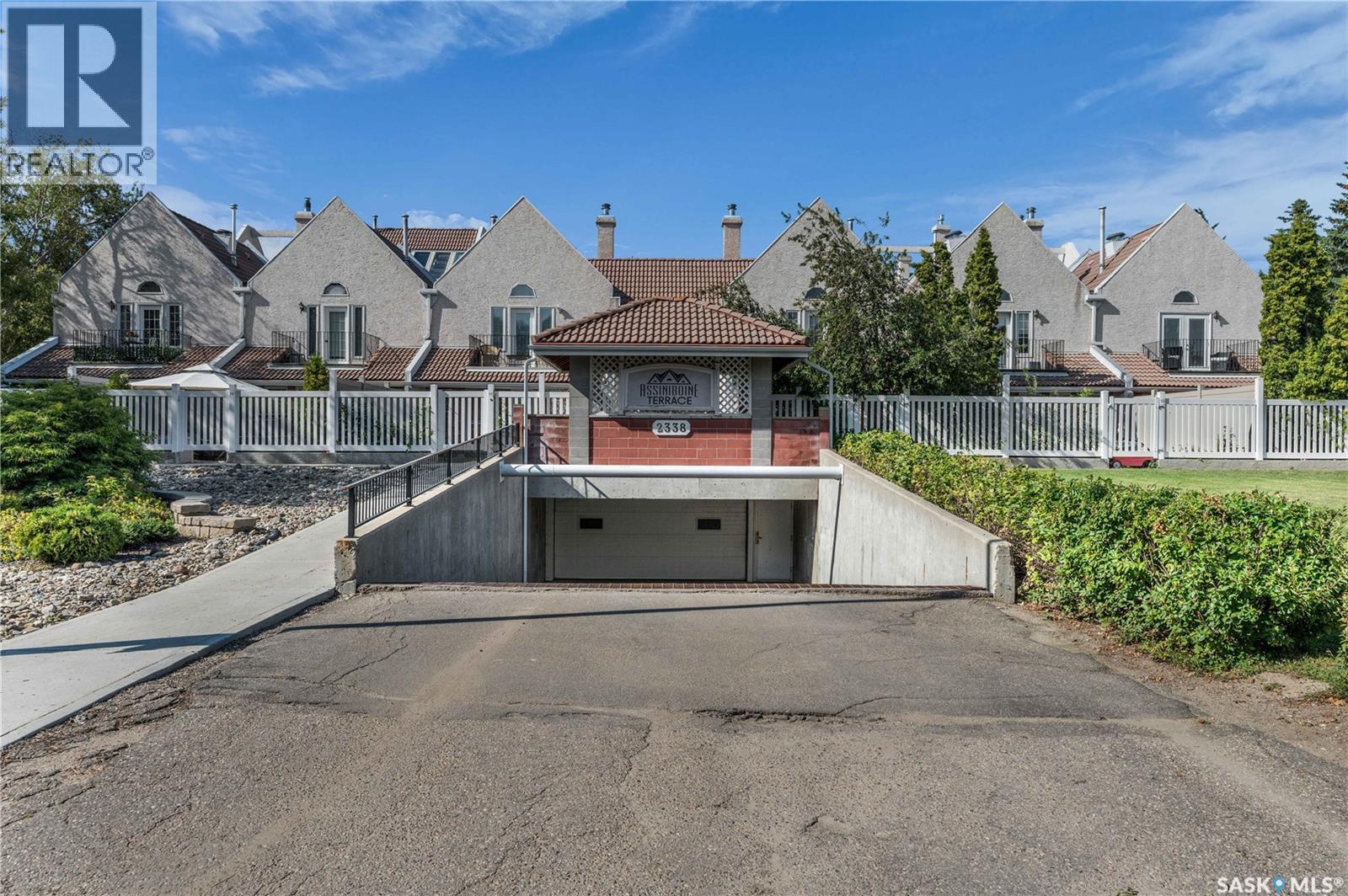 Property at 9 2338 Assiniboine AVENUE E image 1