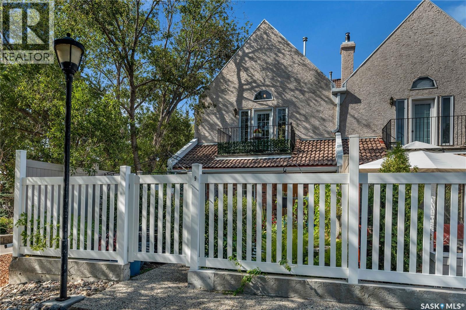 Property at 9 2338 Assiniboine AVENUE E image 2